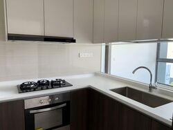 Symphony Suites (D27), Condominium #577220371